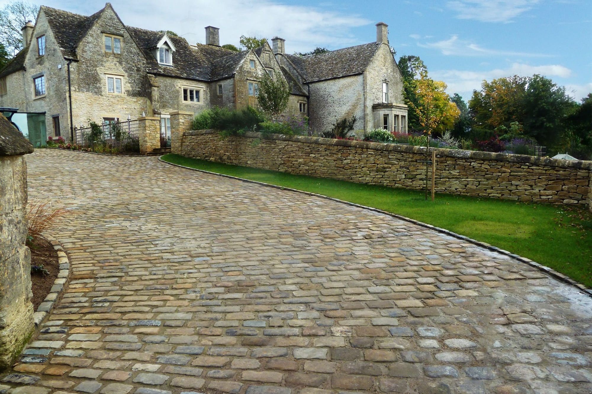 Five reasons to choose our setts & cobbles